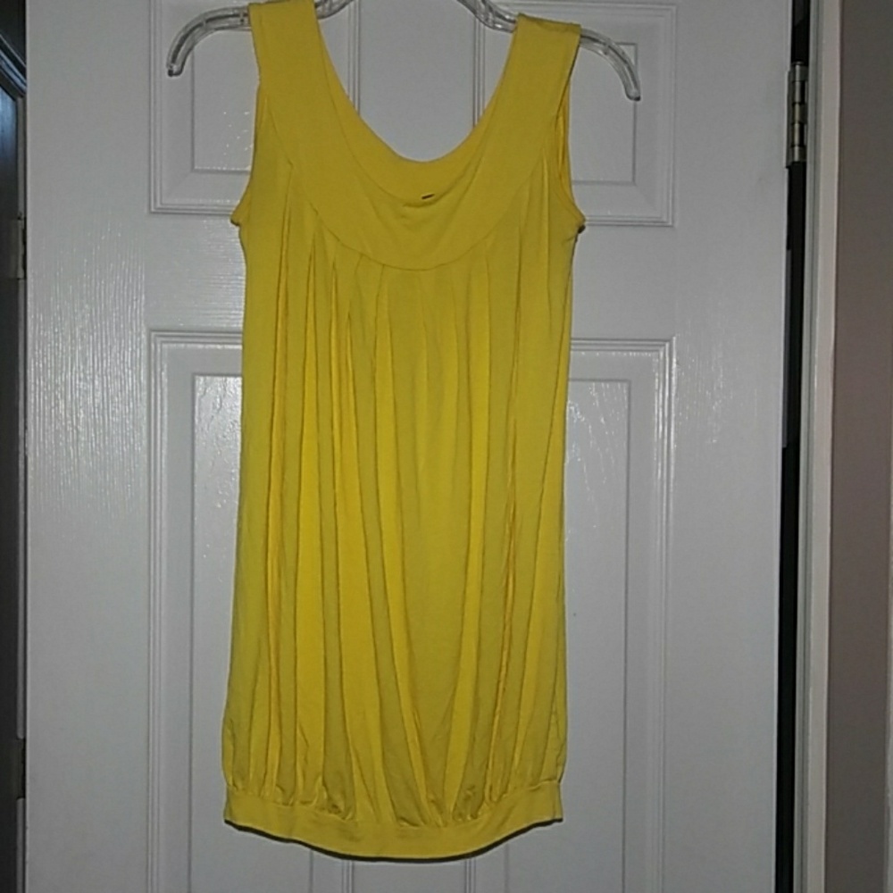 Bebe yellow scoopneck sleeveless muscle tee